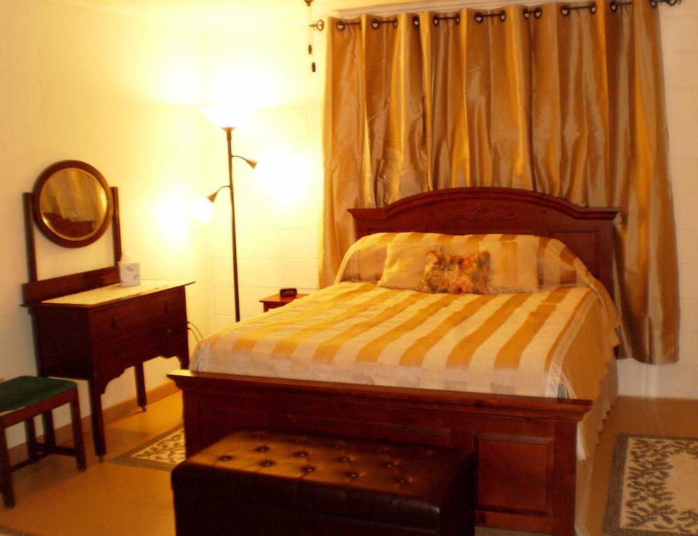Design Room, 1 Queen Bed photo 1