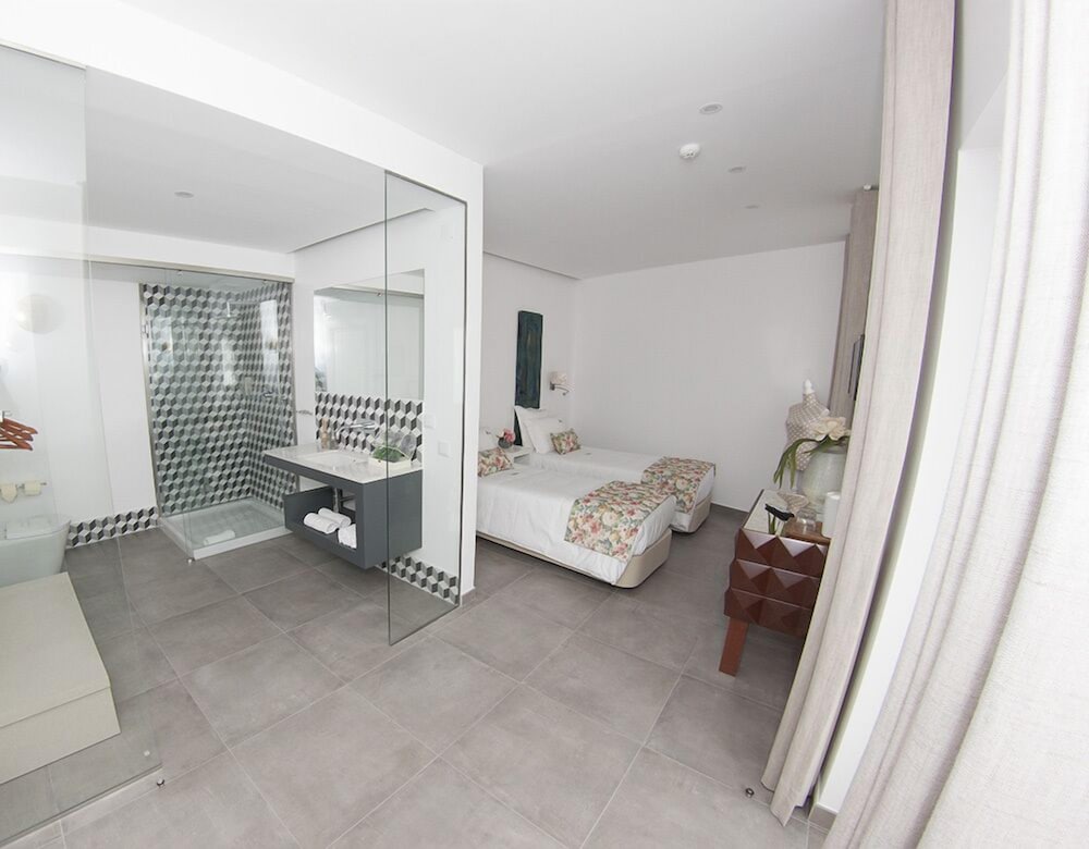 Superior Twin Room, Accessible photo 2