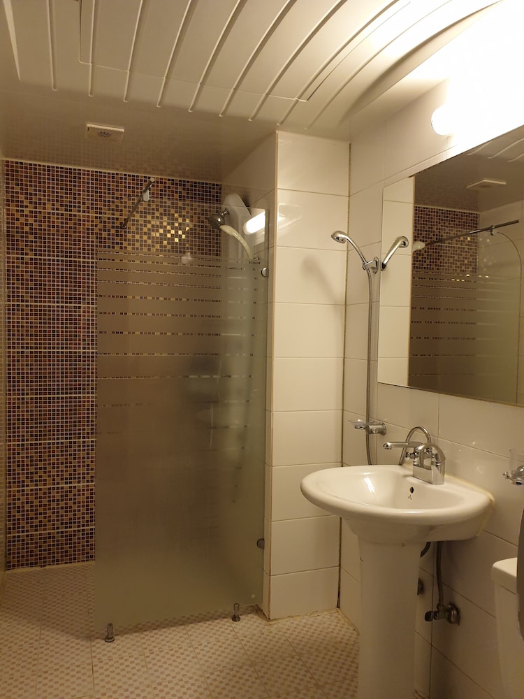 Standard Twin Room photo 2