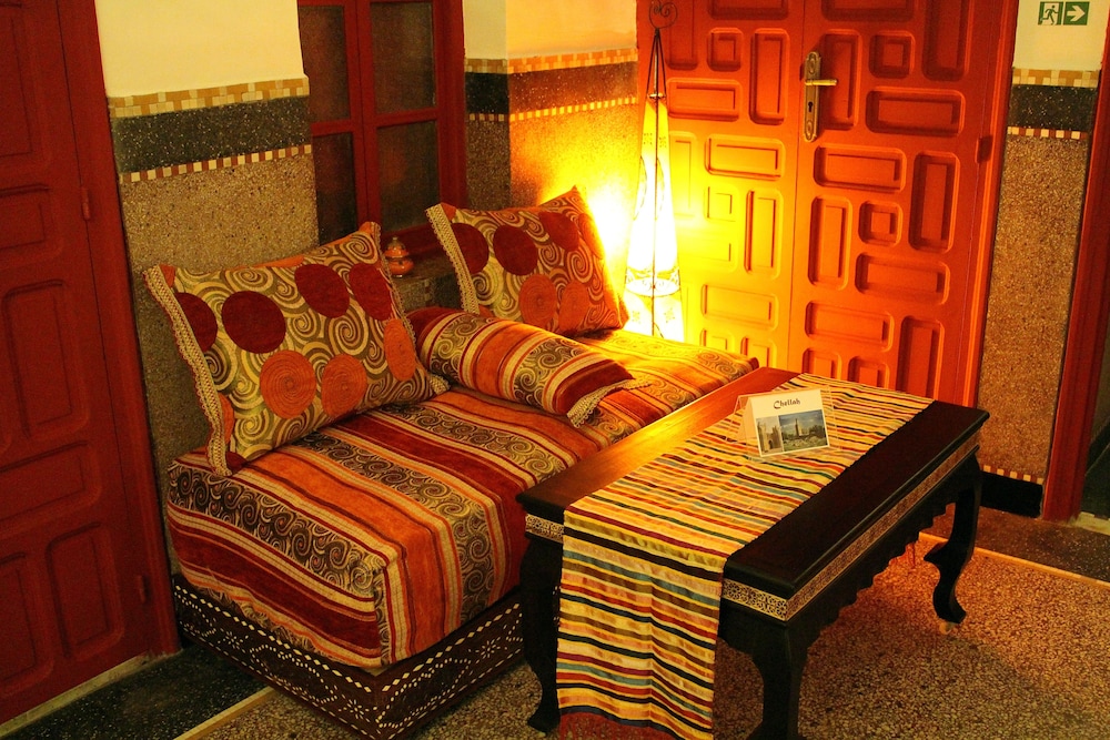 Traditional Triple Room, Patio photo 3
