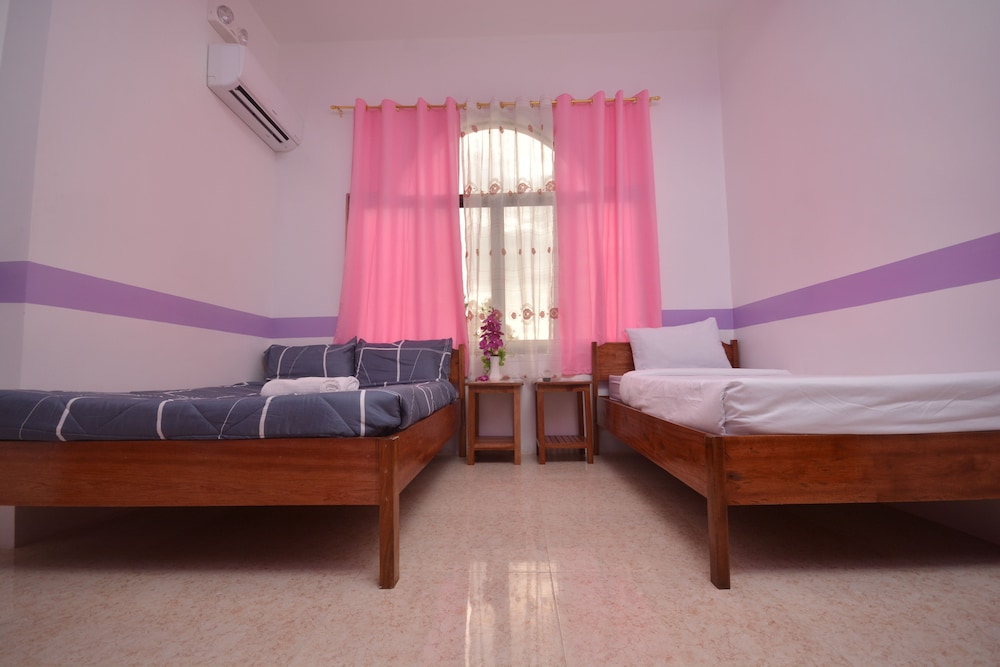 Standard Room photo 2
