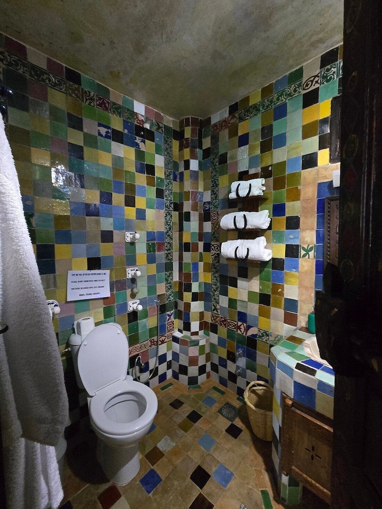 Comfort Triple Room, City View, Mountainside photo 3