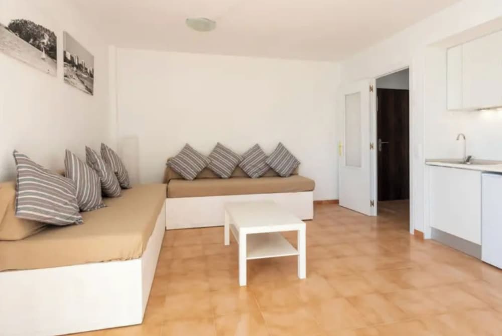 Magaluf beach, Seaview Apartment 201 photo 2