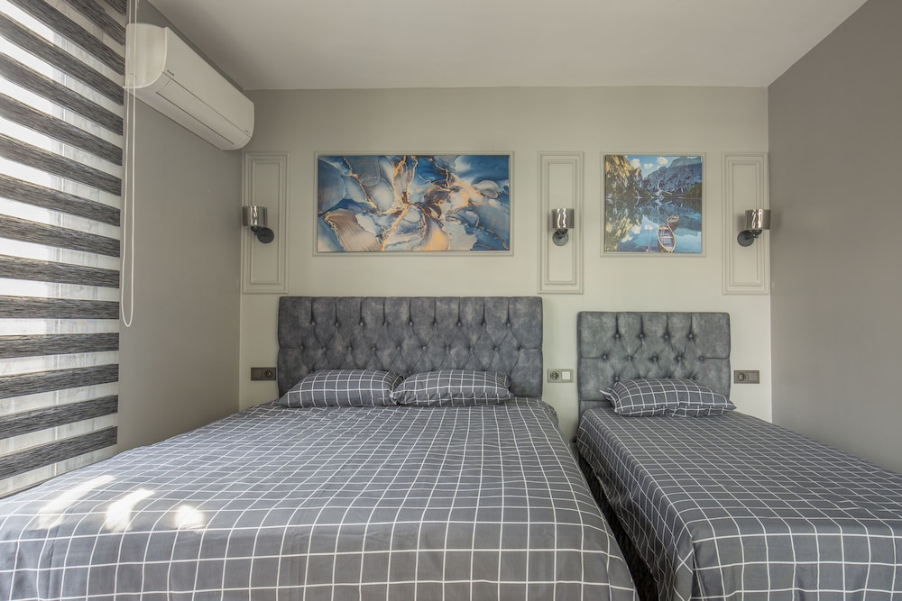 Deluxe Apartment photo 1