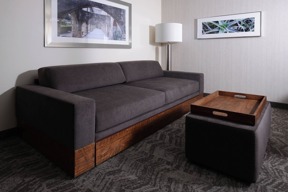 Studio, 2 Queen Beds, Trundle Bed photo 3