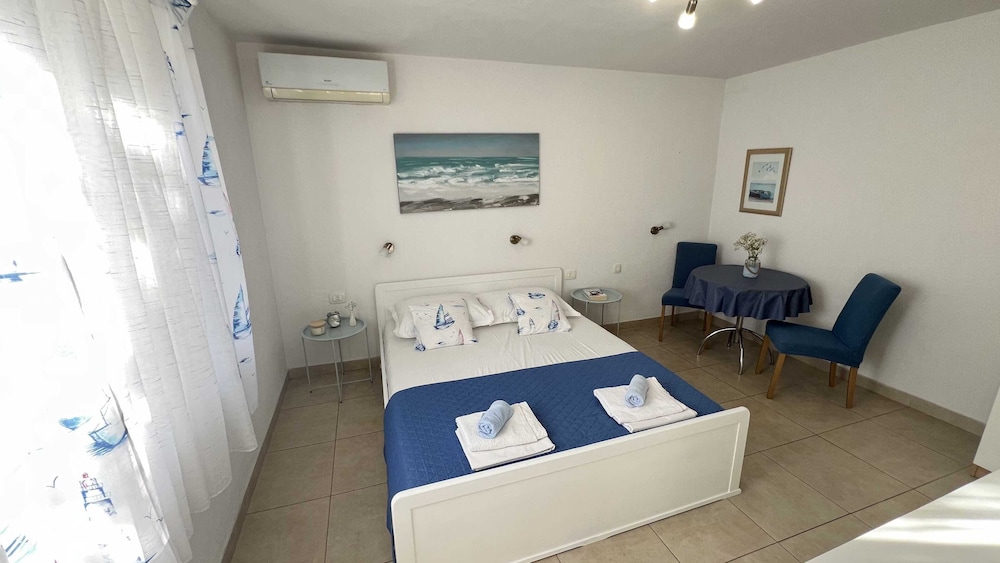 Studio (Superior Studio Apartment)