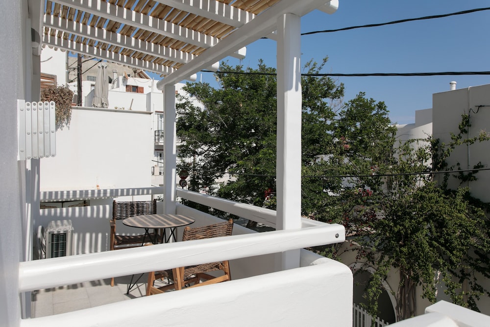 King Suite Balcony - Photo 6