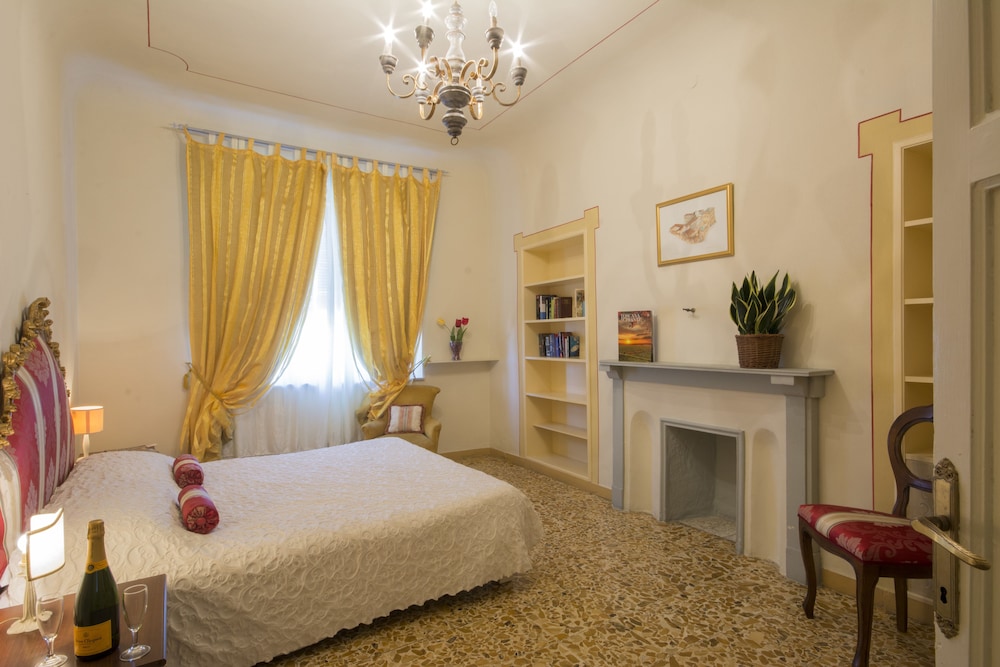 Panoramic Double Room, 1 Queen Bed, Valley View (private external bathroom)