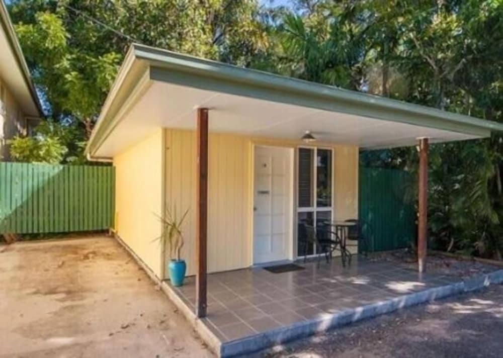 Comfort Cabin, Patio