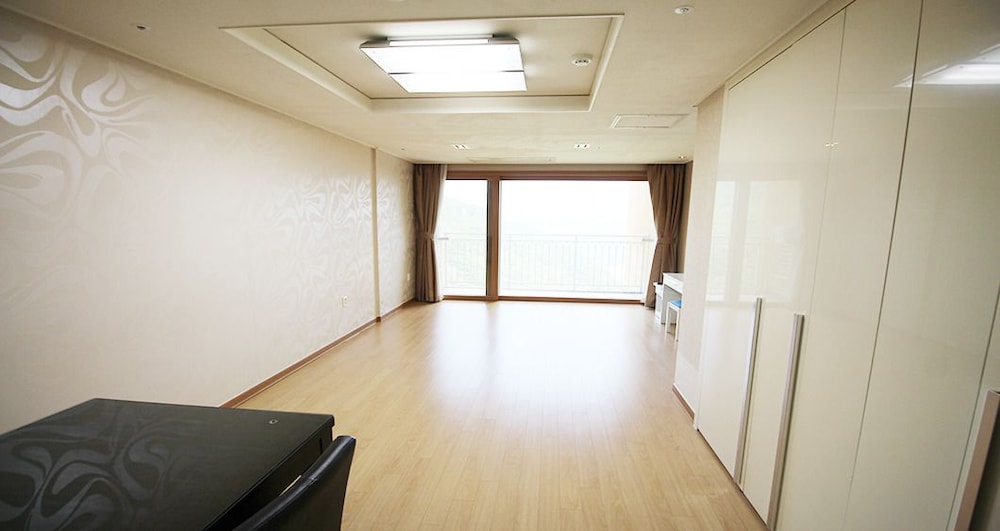 Prime A (Ondol or Bed type randomly assigned) photo 2