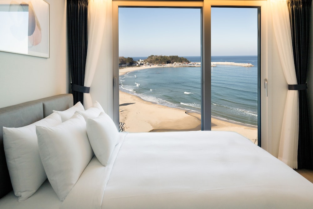 Standard Double Room(2F THEBOWL breakfast 50% off 22,000 to 11,000 KRW, on-site payment for up to 2) photo 3