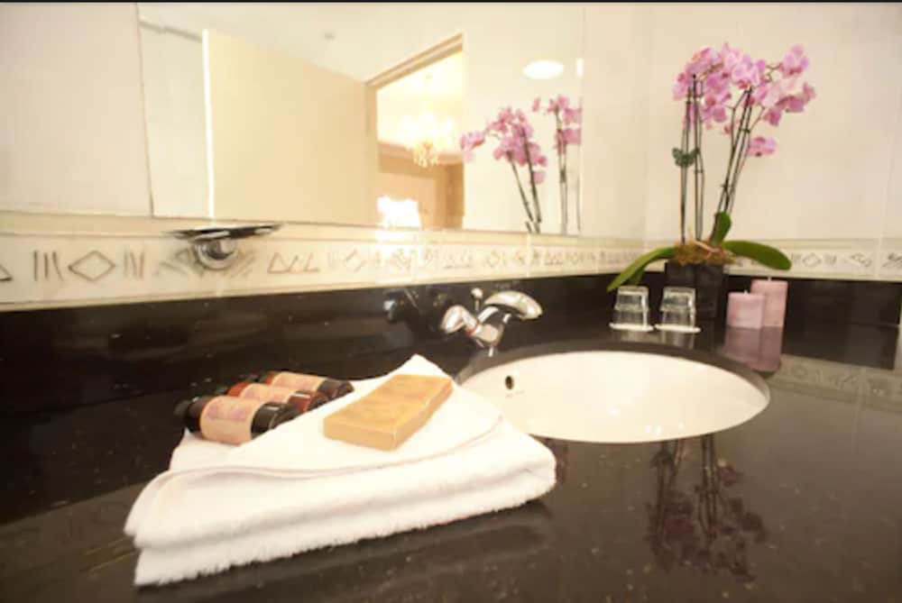 Superior Triple Room - Photo 3