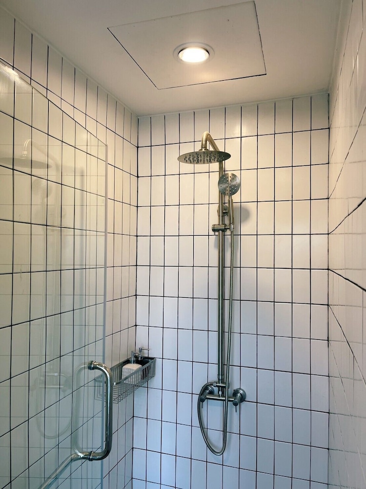 Atlantic Blue Ocean Villa - Photo 6