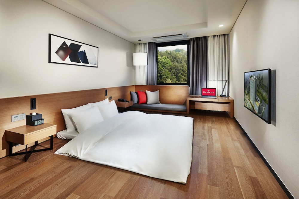 Deluxe Room (Ondol)