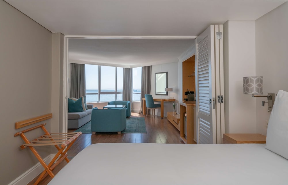 Suite, 1 Bedroom, Balcony, Ocean View photo 1