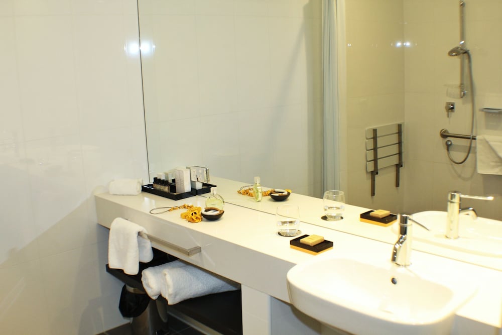 Easy Access Room - Photo 3