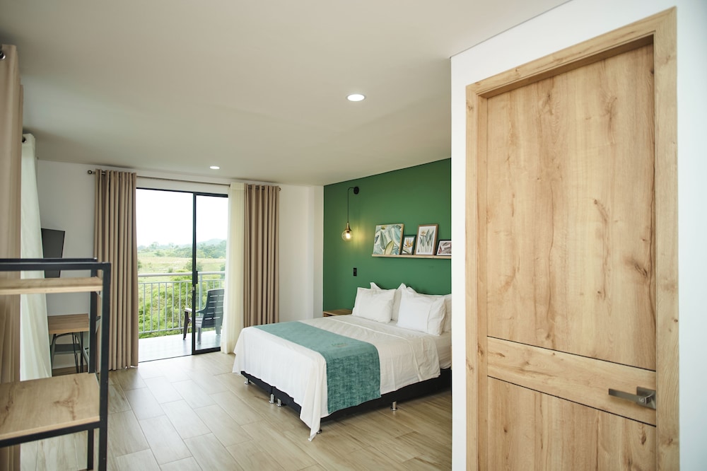 Standard Double Room - Photo 7
