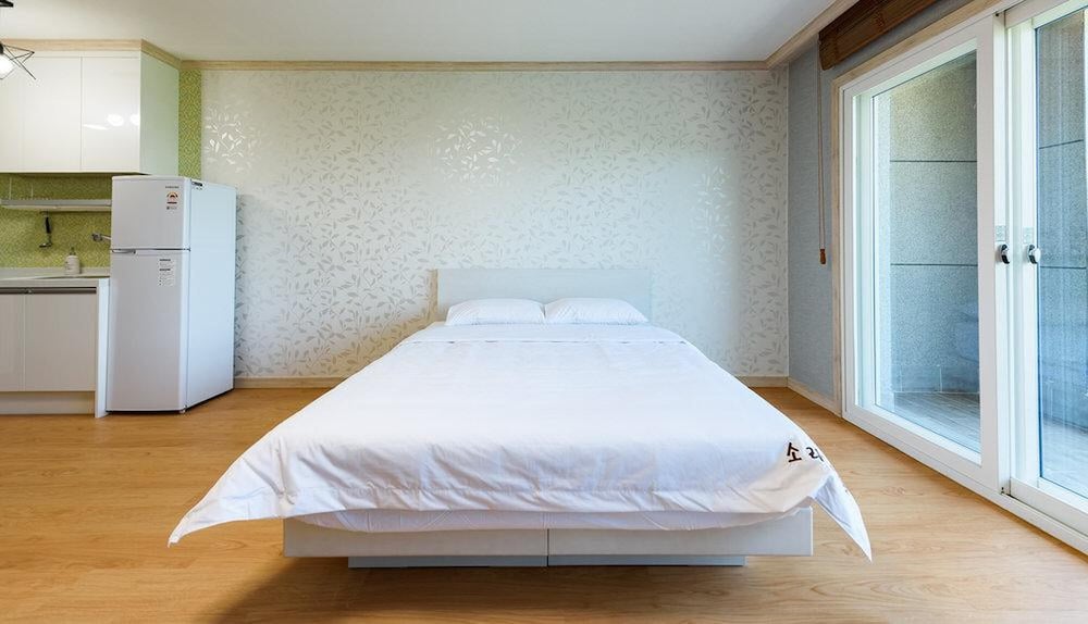 Basic Room, 1 Bedroom (ROOM 506) - Photo 8