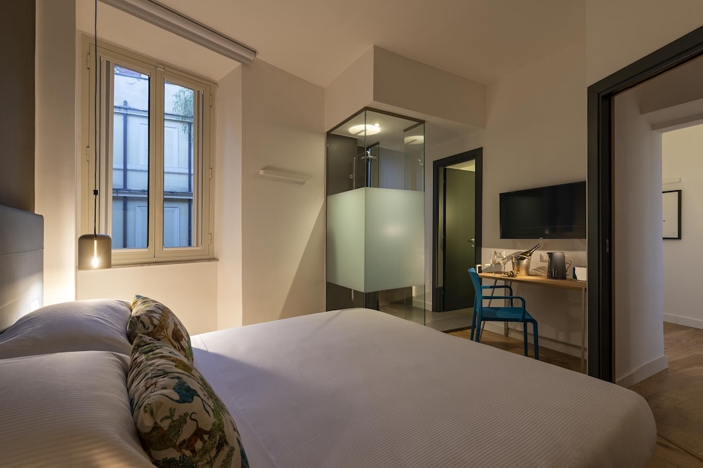 Studio Suite photo 1