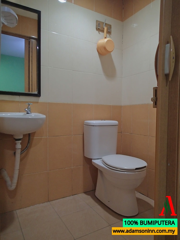 Standard Double Room, 1 Queen Bed, No Windows