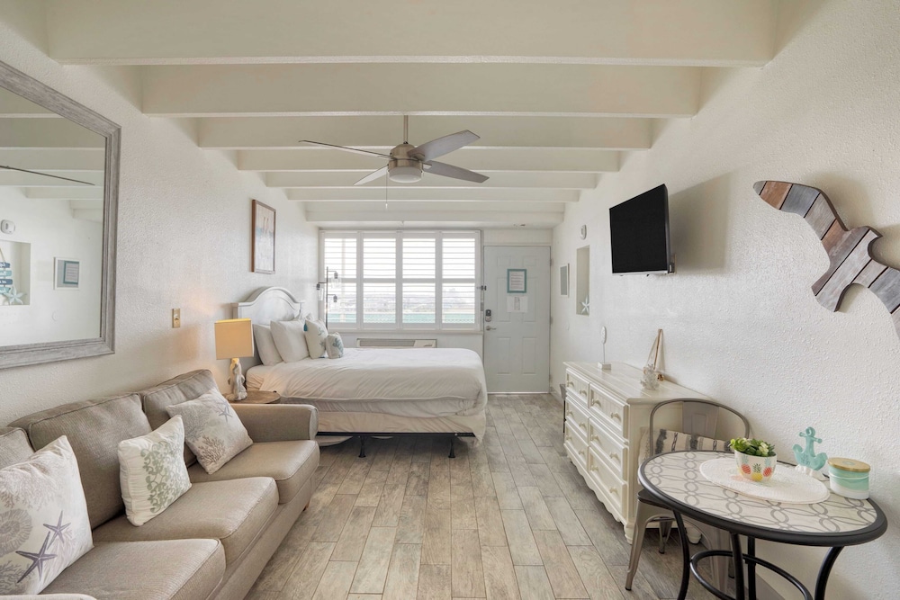 House (1 Bedroom)