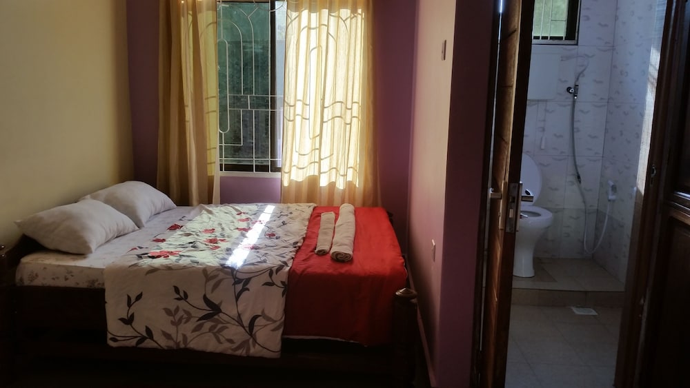 Economy Single Room, 1 Large Twin Bed, Accessible, Non Smoking photo 3