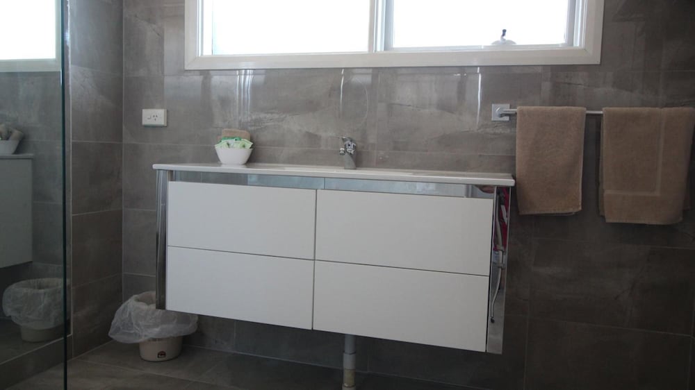 Standard Suite, 2 Bedrooms, Non Smoking, Kitchen (Self Contained Unit) photo 3