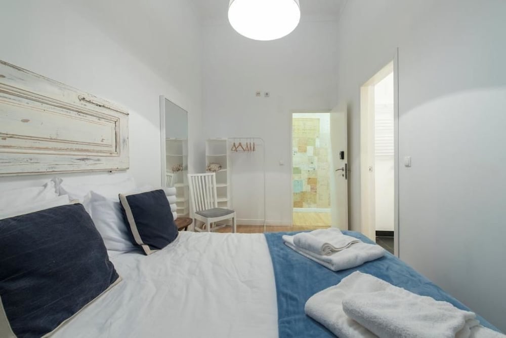 Economy Double Room photo 2