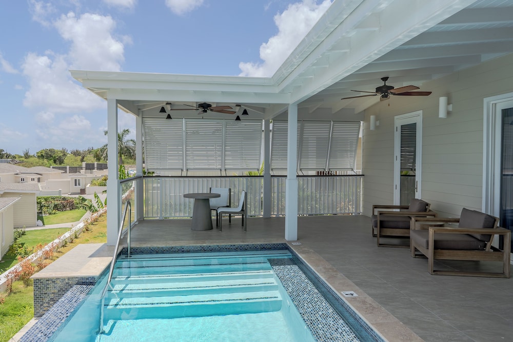 Signature Villa