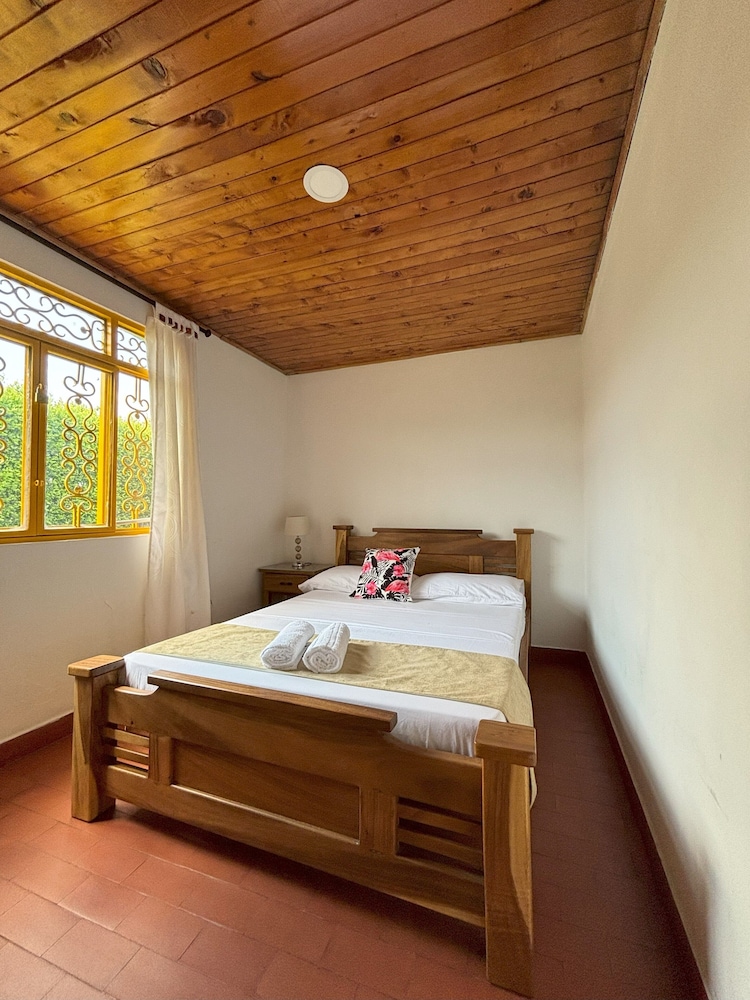 Traditional Quadruple Room photo 2