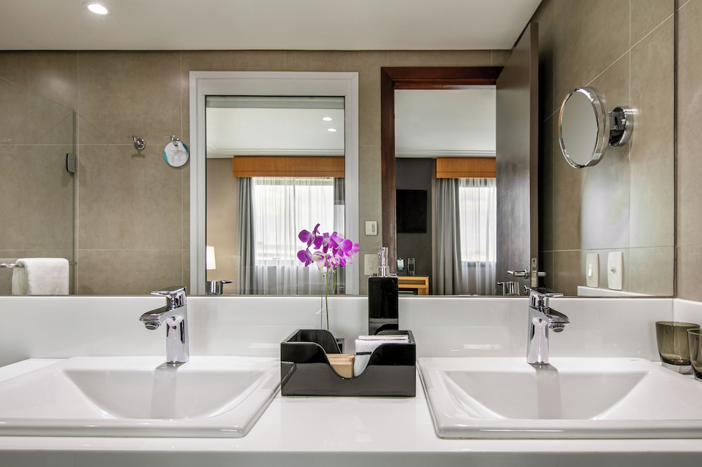 Junior Suite (EXECUTIVE THE LEVEL) thumbnail 5