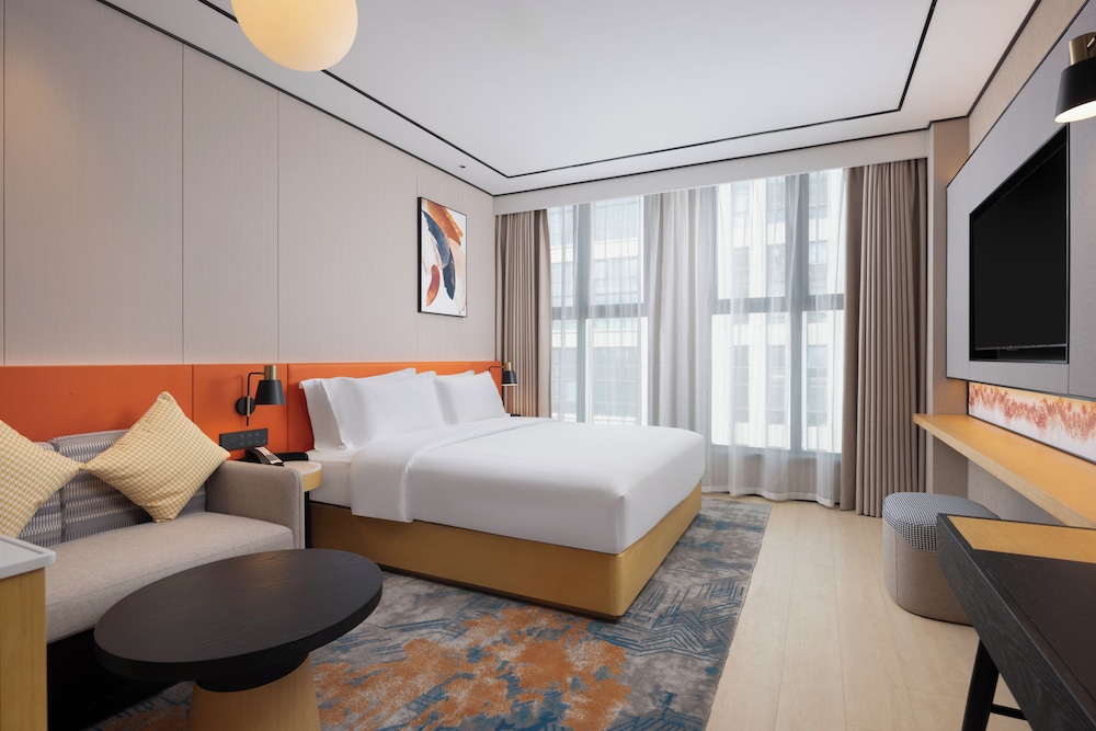 Superior Room, 1 King Bed