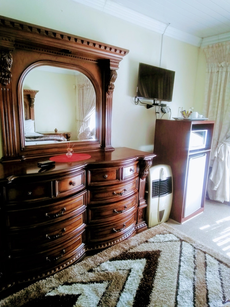 Honeymoon Double Room photo 3