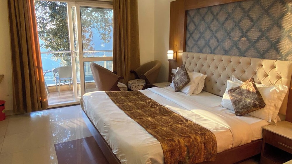 Luxury Room - Photo 2