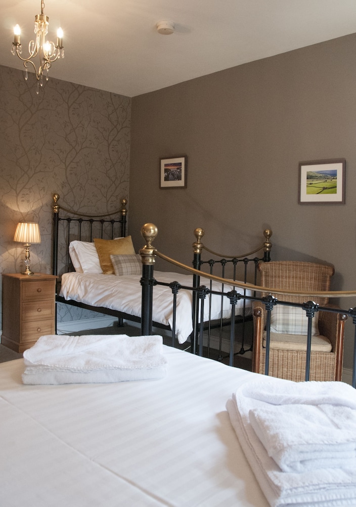 Triple Room, Ensuite (Nidderdale - Family) photo 3