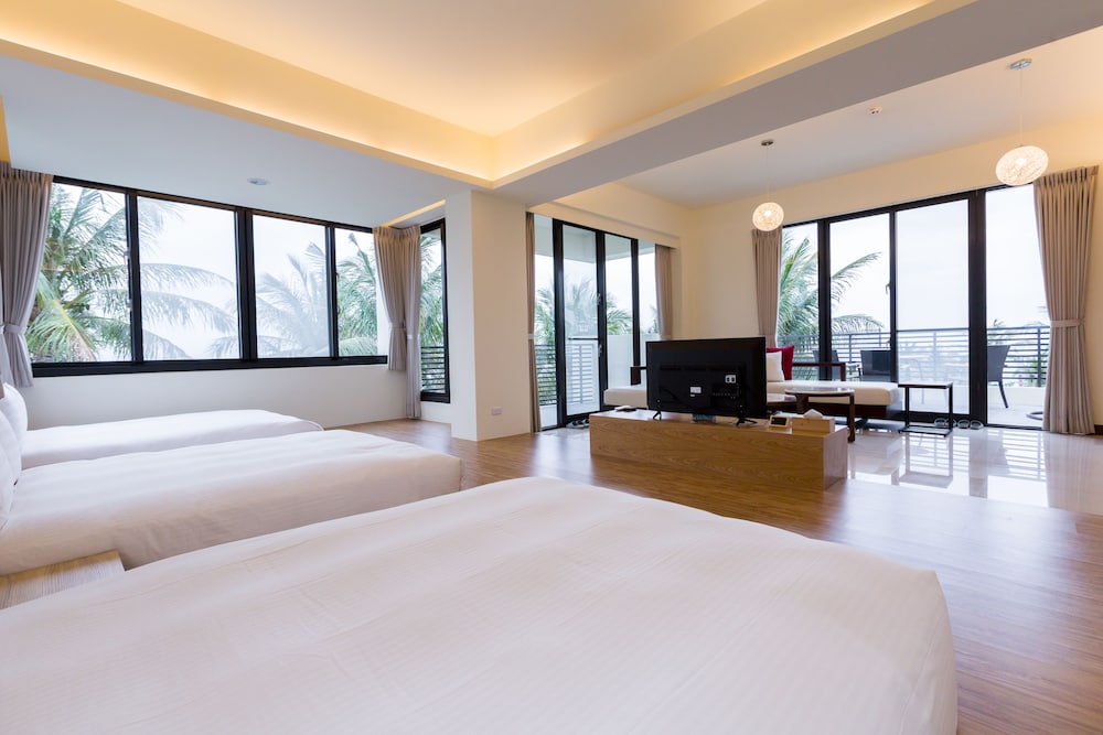 Mountain Sea View VIP Deluxe Six-people