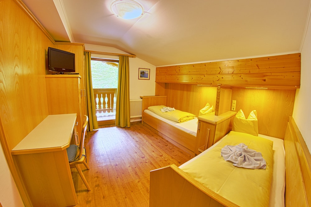 Comfort Suite, 1 Bedroom, Balcony photo 2
