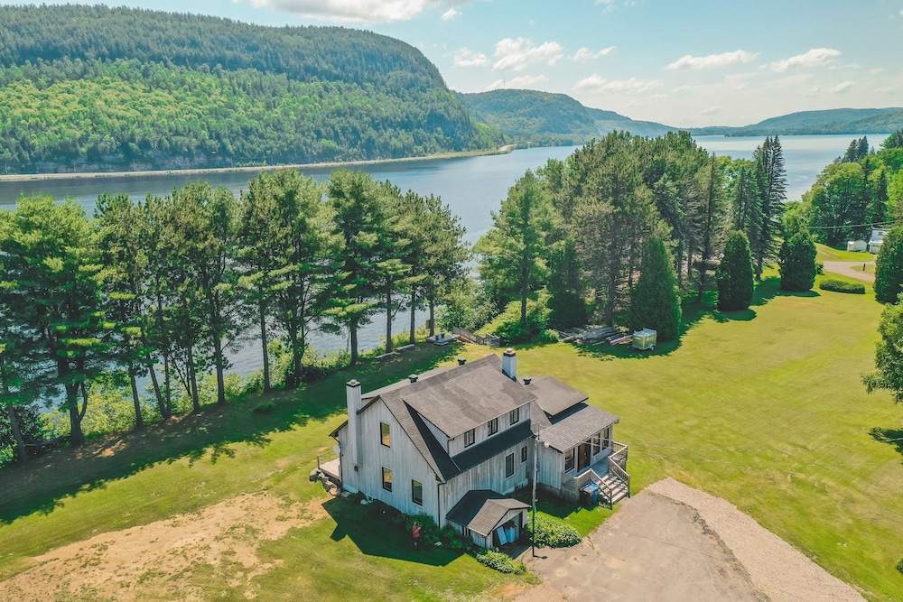 Panoramic Chalet