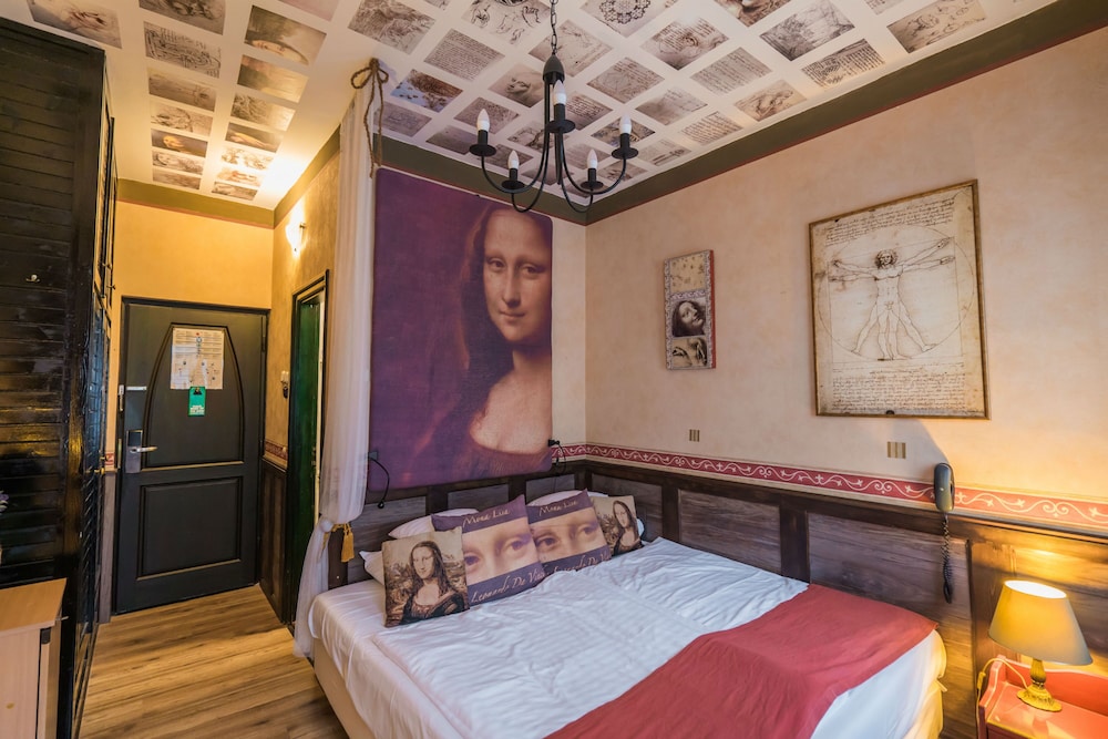Design Room - Photo 6