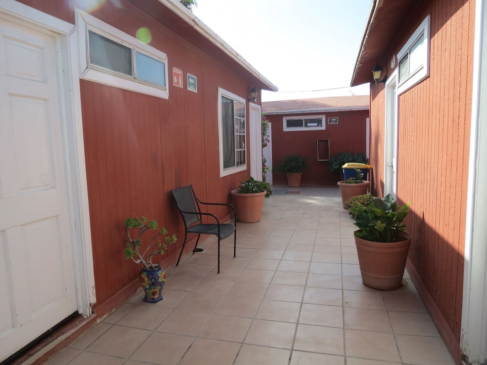 Standard Room - Photo 15