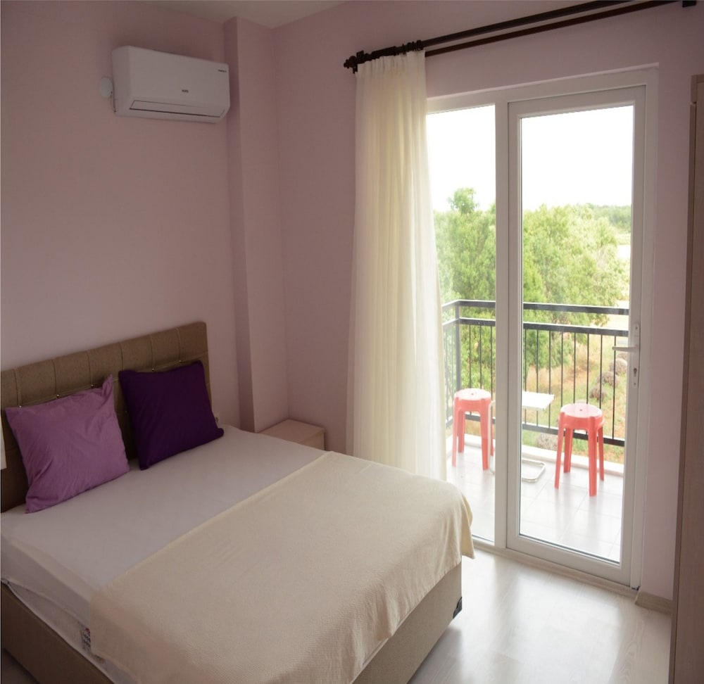 Deluxe Double Or Twin Room, Garden View