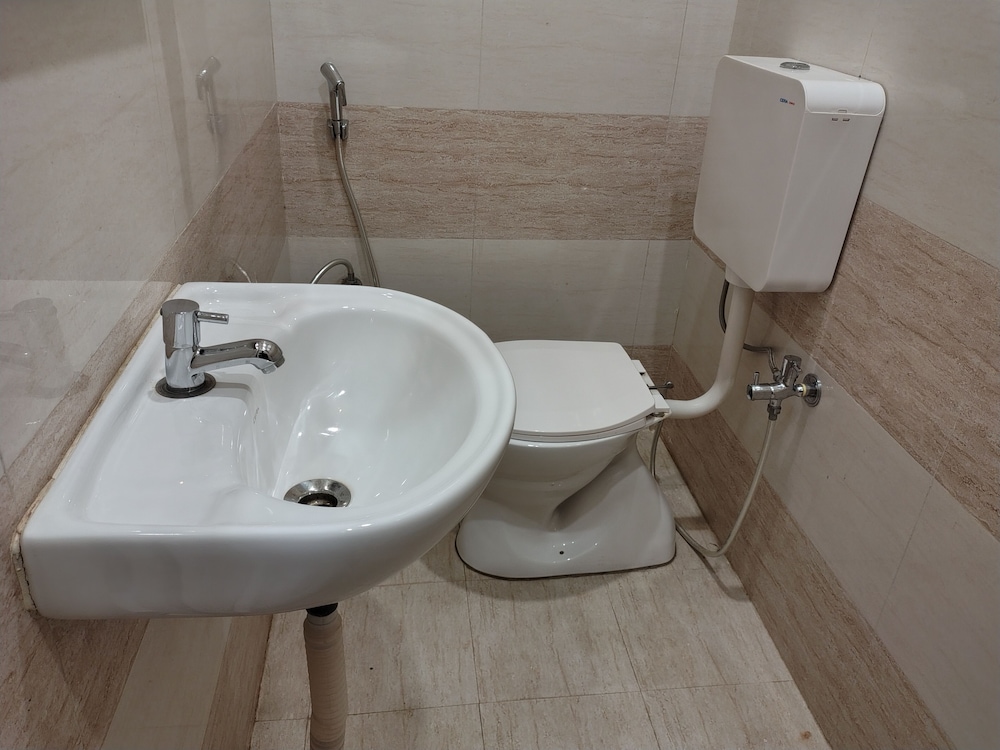 Standard Double Room - Photo 2