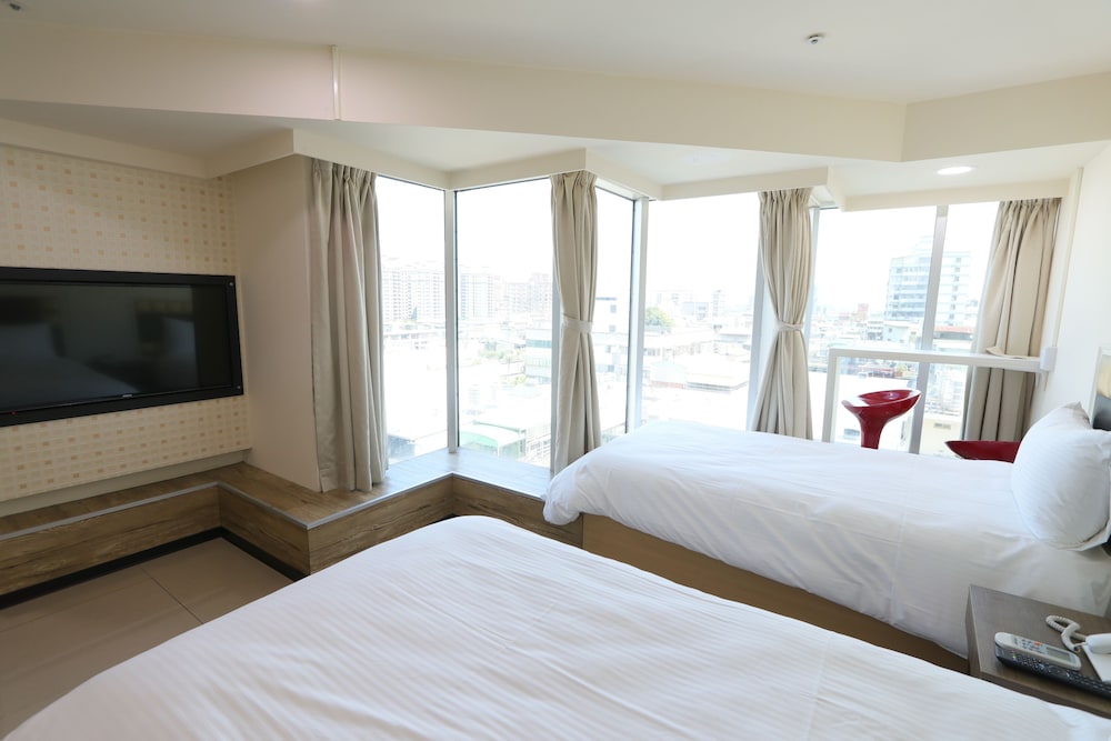 Deluxe Triple Room photo 3