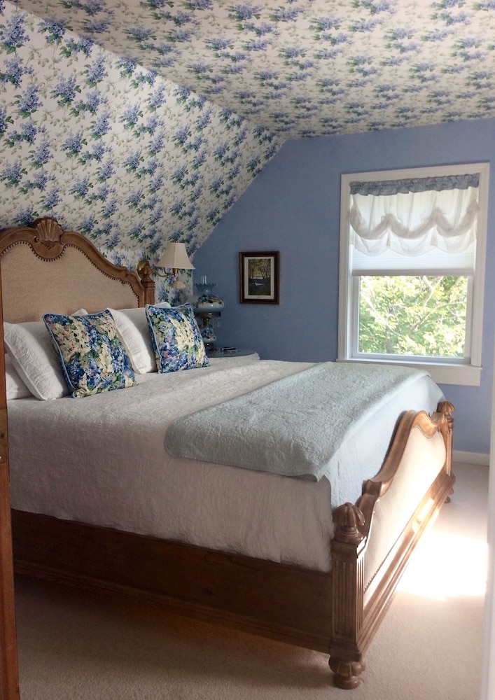 Blue Ridge Suite photo 2