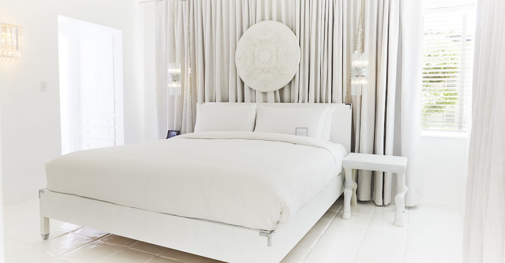 Premium Studio (Courtyard) - Photo 1