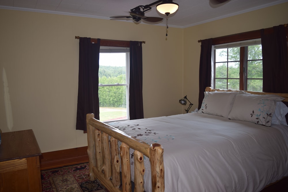 Standard Quadruple Room, 2 Bedrooms photo 2