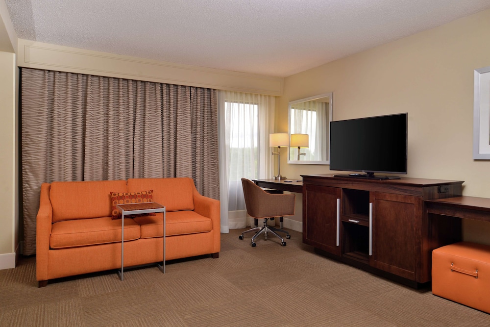 Suite, 1 King Bed, Non Smoking