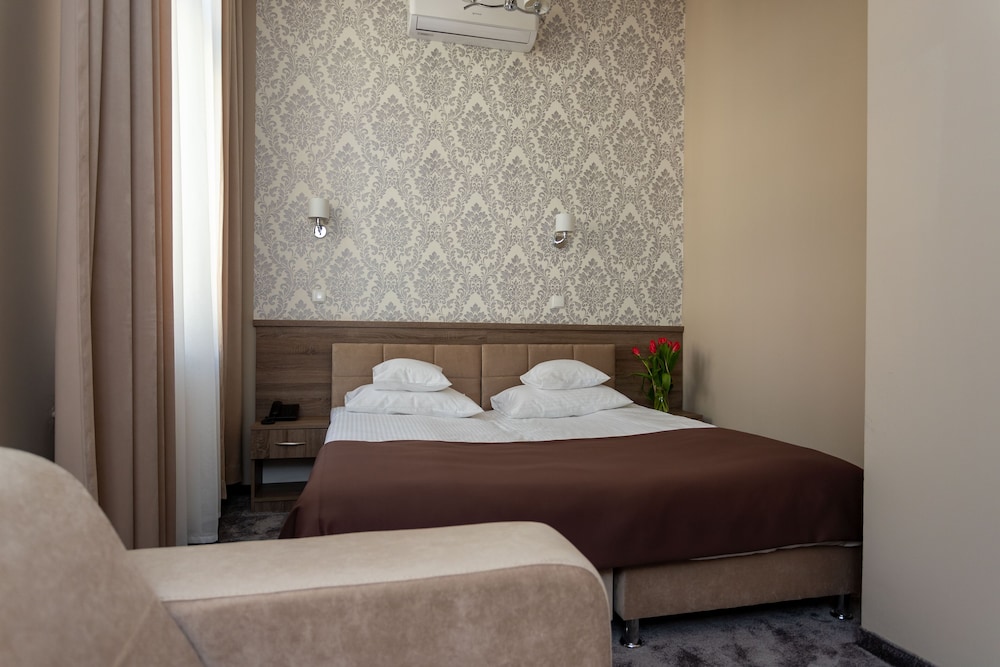 Standard Double Room - Photo 1