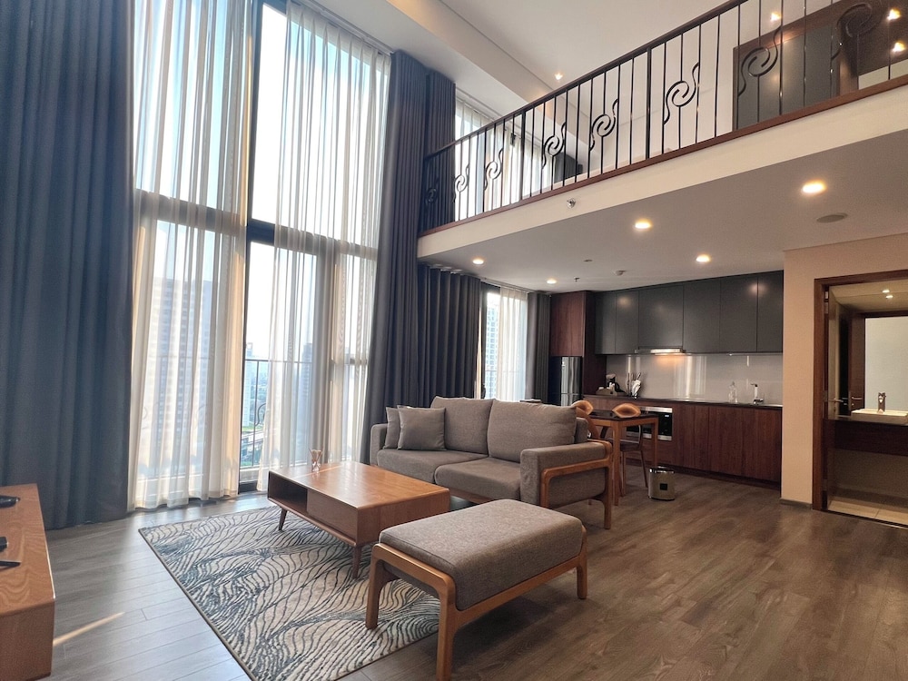 Basic Double or Twin Room, Balcony, City View