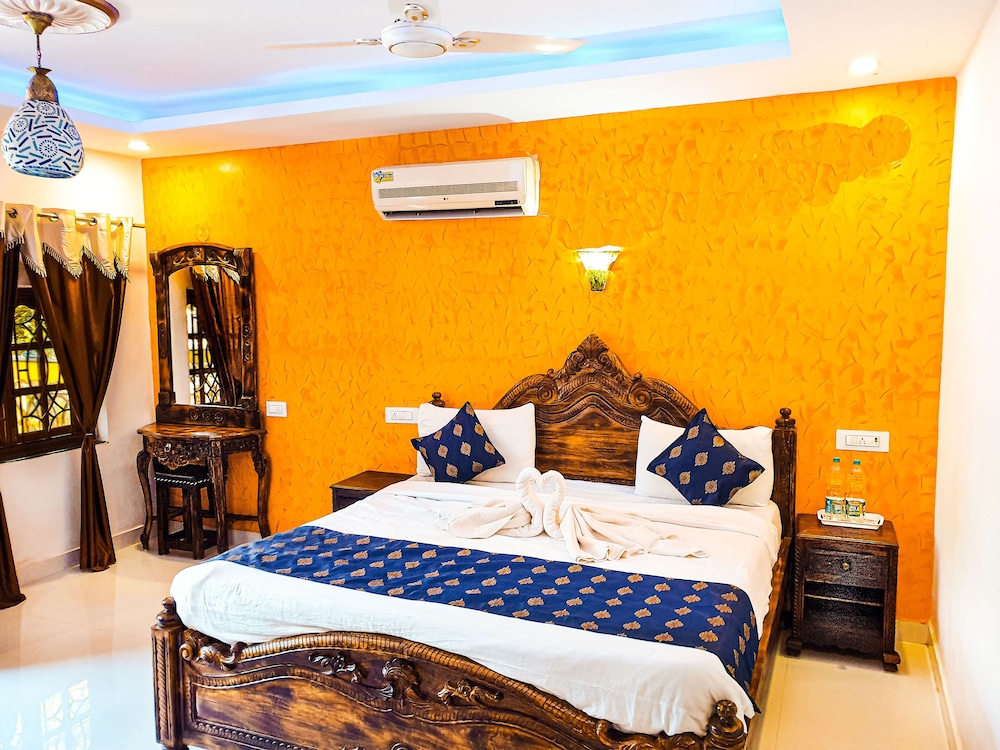 Standard A/C Room - Photo 31